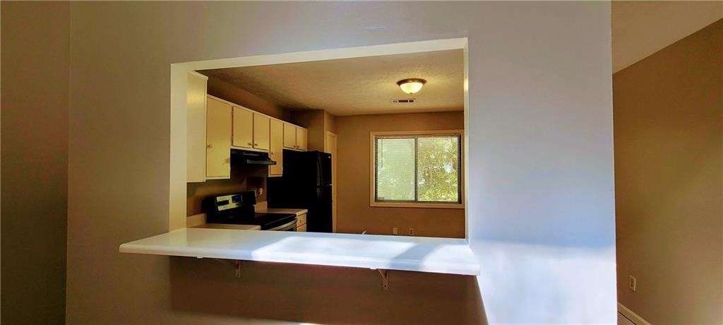 966 Amberly Drive - Photo 3