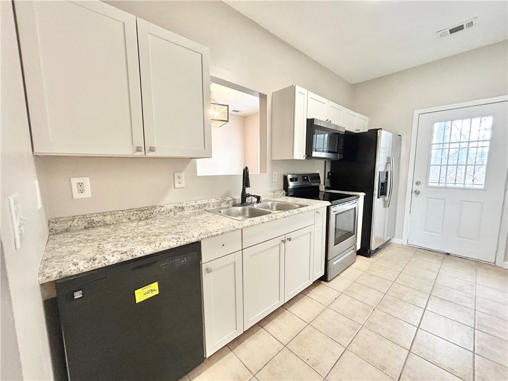 1050 Wheel House Lane - Photo 3
