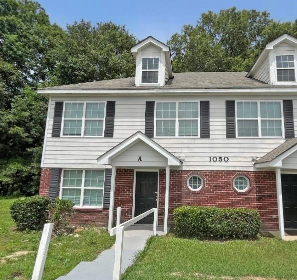1050 Wheel House Lane - Photo 0