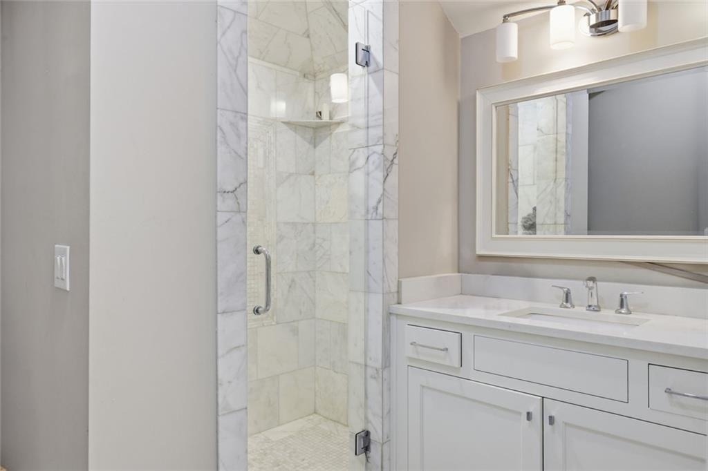 5965 Riverside Drive - Photo 33