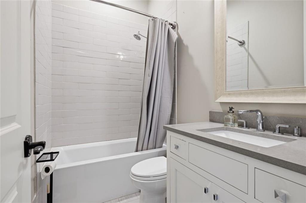 5965 Riverside Drive - Photo 29