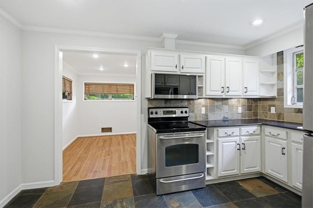 1513 Melrose Drive Sw - Photo 9
