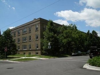 4452 N Winchester Avenue - Photo 0