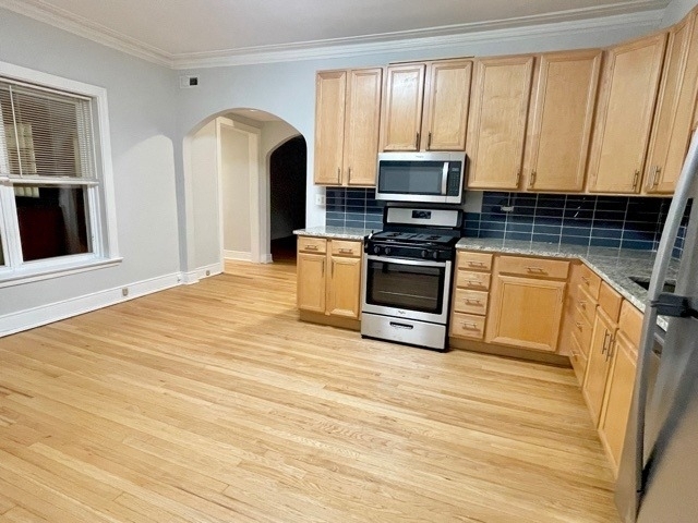 4452 N Winchester Avenue - Photo 3