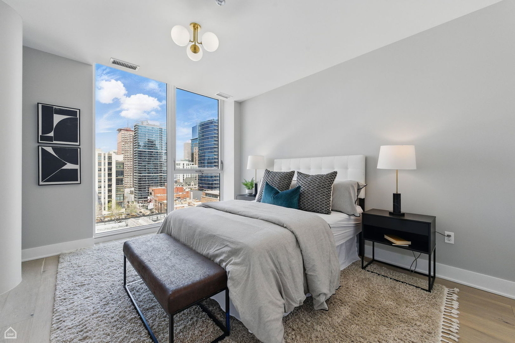 146 W Erie Street - Photo 11