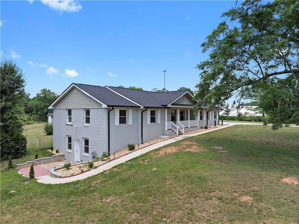 5245 Stonewall Tell Road - Photo 2