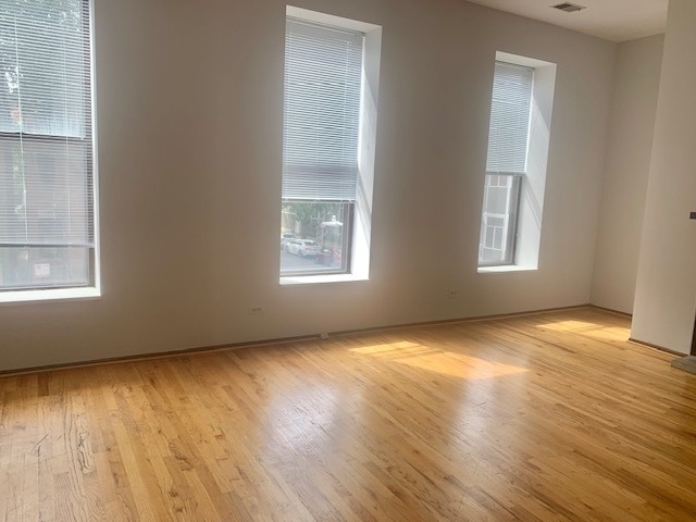3055 N Sheffield Avenue - Photo 13