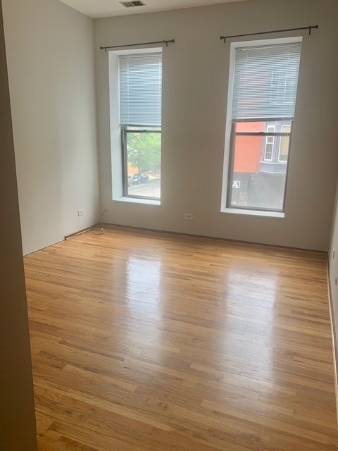 3055 N Sheffield Avenue - Photo 14
