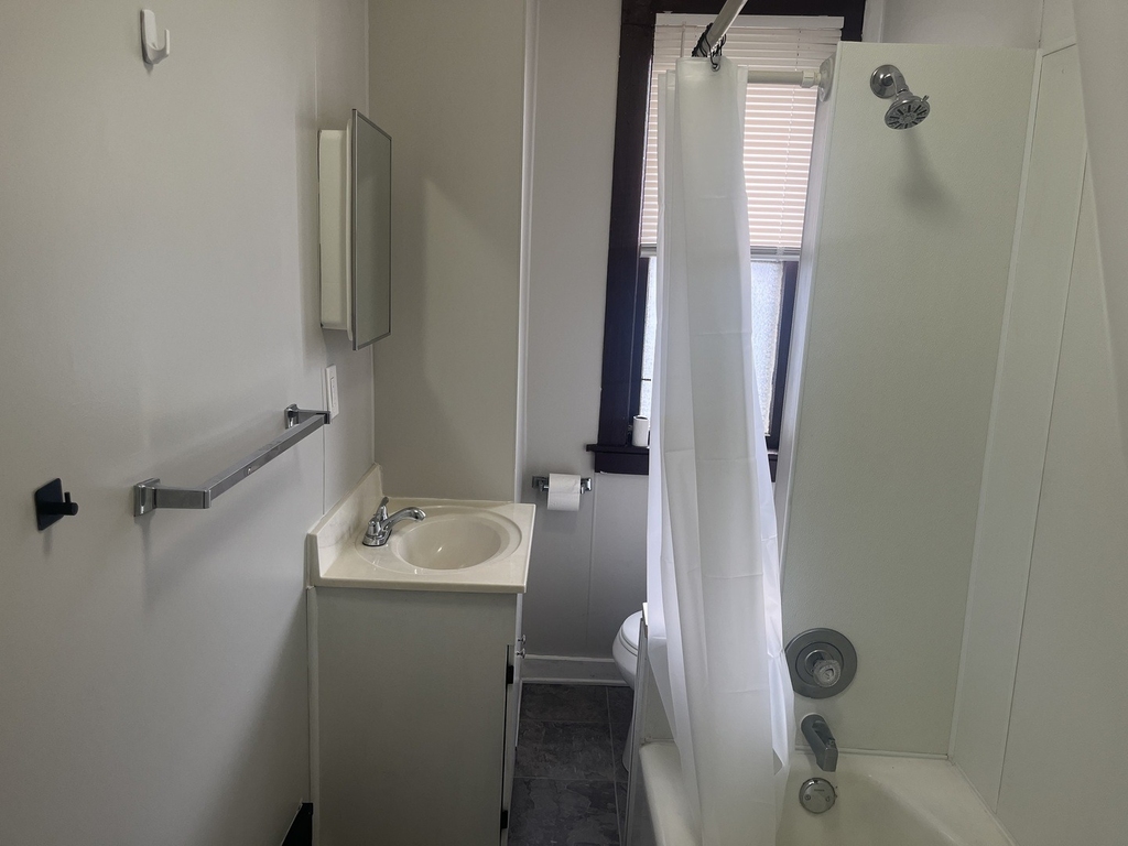 354 Spruce Street - Photo 4