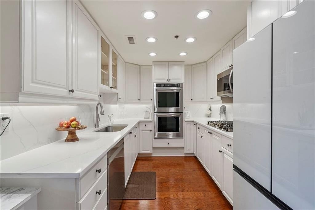 3636 Habersham Road Nw - Photo 13