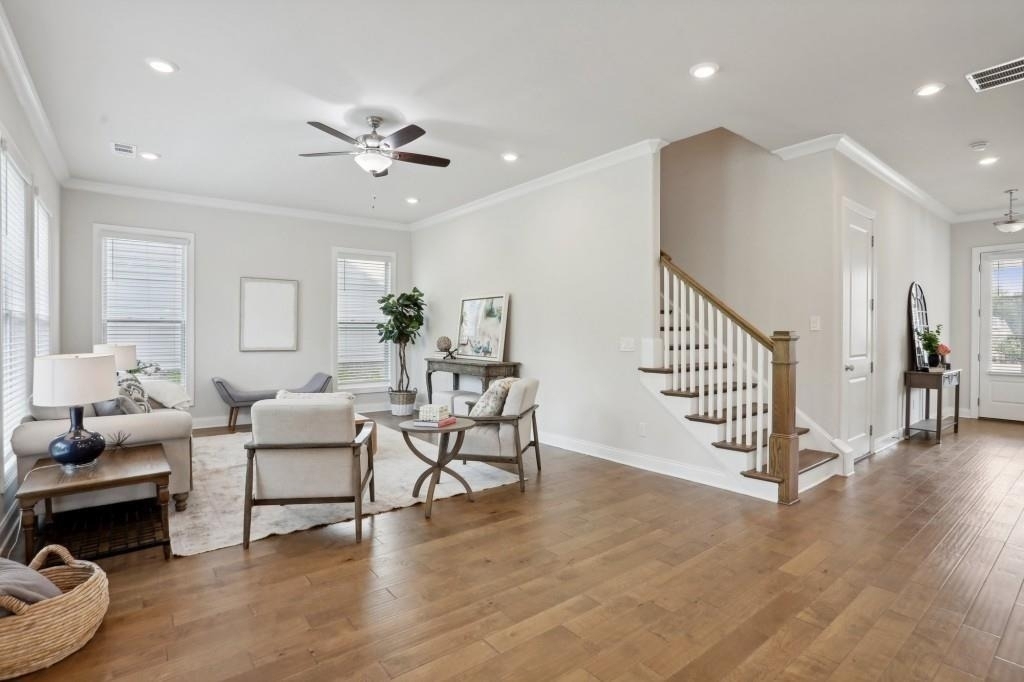 1445 Calvert Lane - Photo 4
