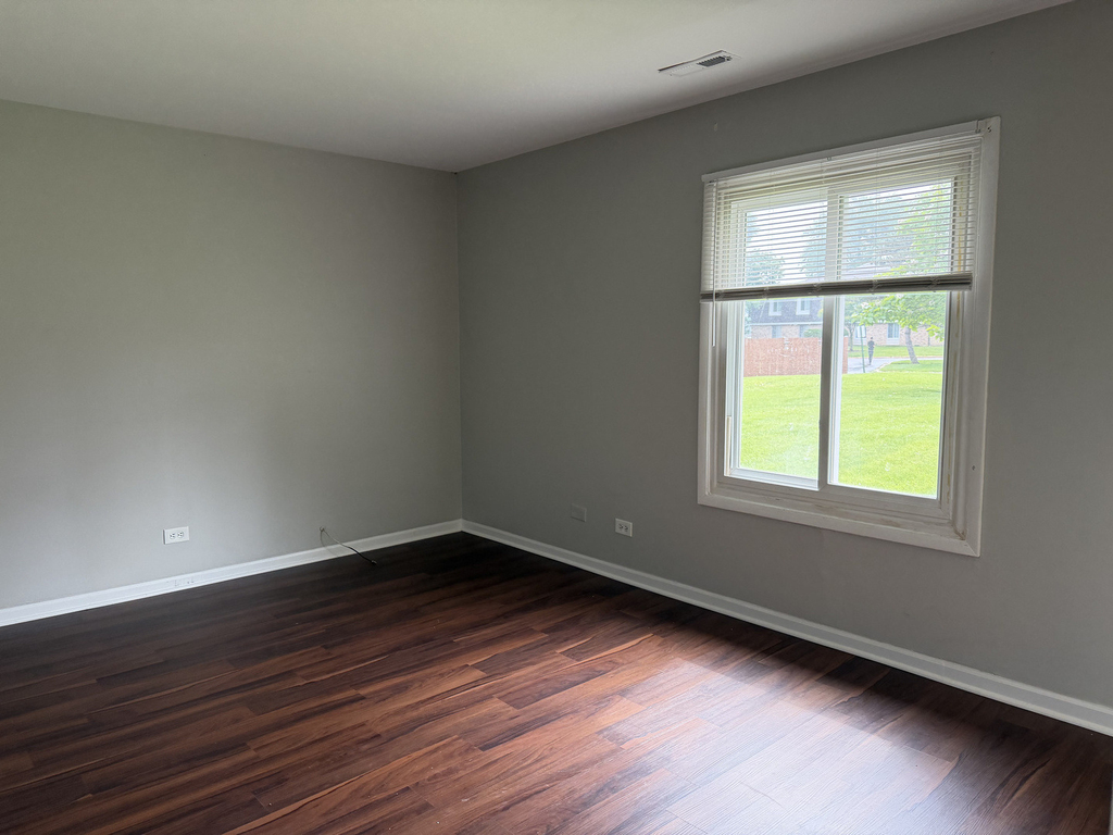4424 Euclid Avenue - Photo 9