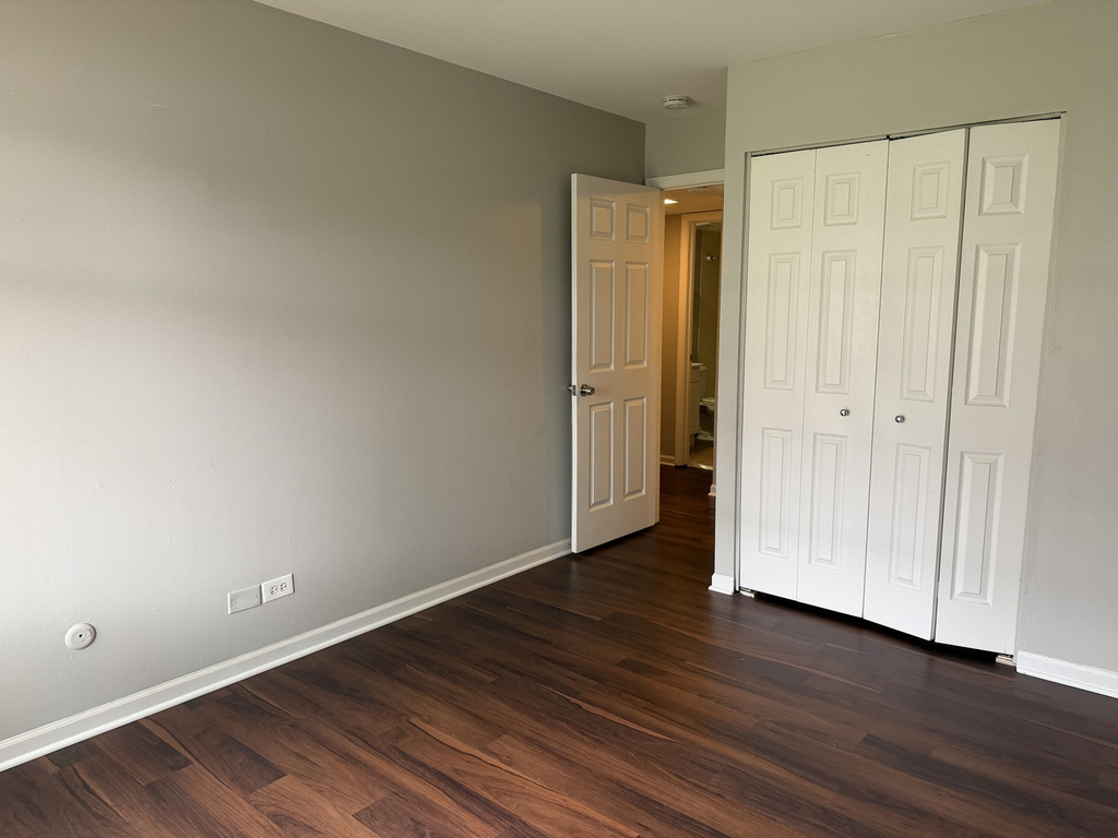 4424 Euclid Avenue - Photo 8