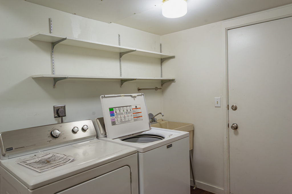 1105 E Florida Avenue - Photo 12