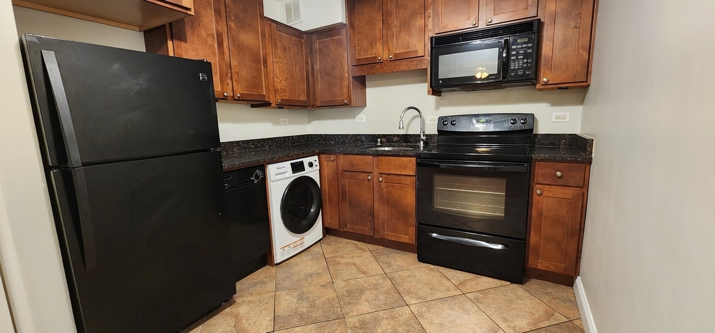 1955 Euclid Avenue - Photo 3