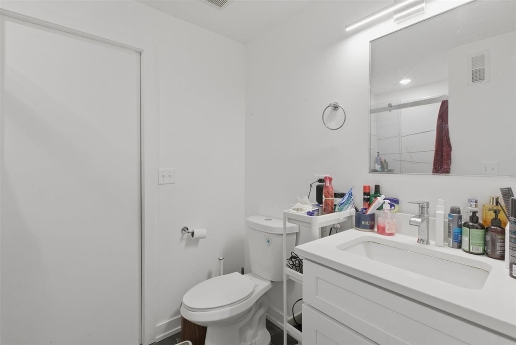 4937 N St. Louis Avenue - Photo 9