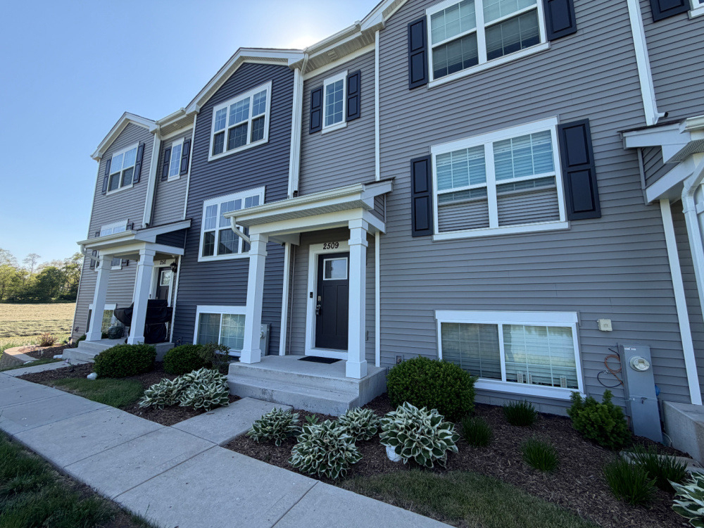 2509 Bella Drive - Photo 0