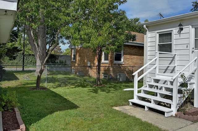 2140 Dobson Street - Photo 16