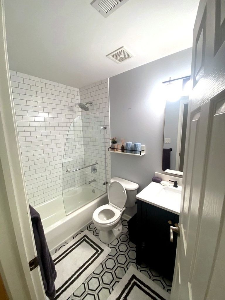 2236 W Armitage Avenue - Photo 8