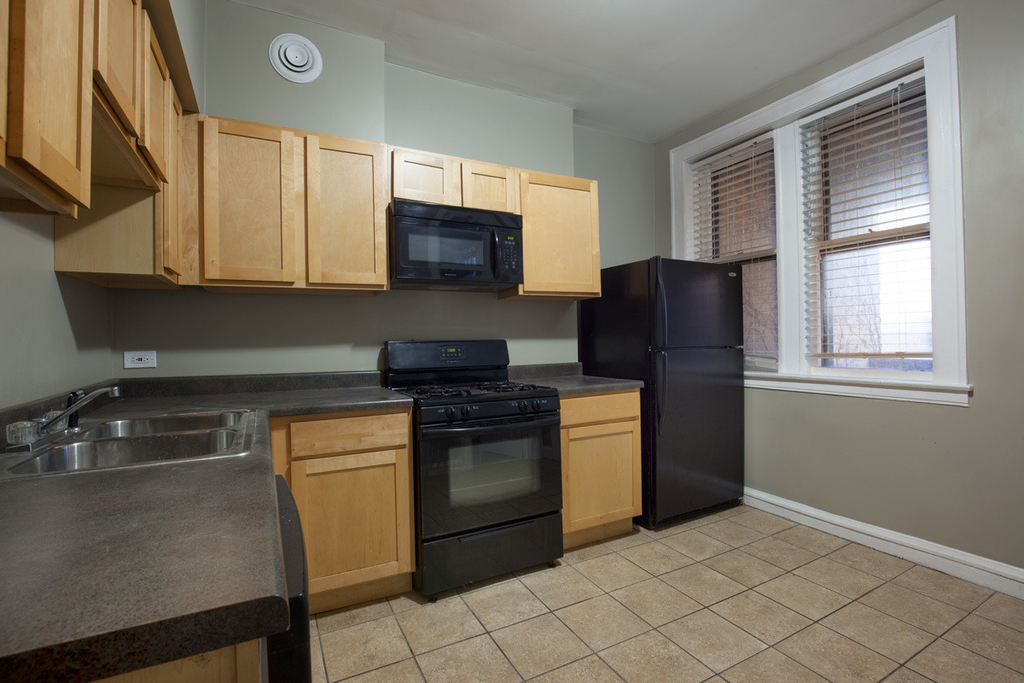 1314 S Wabash Avenue - Photo 1