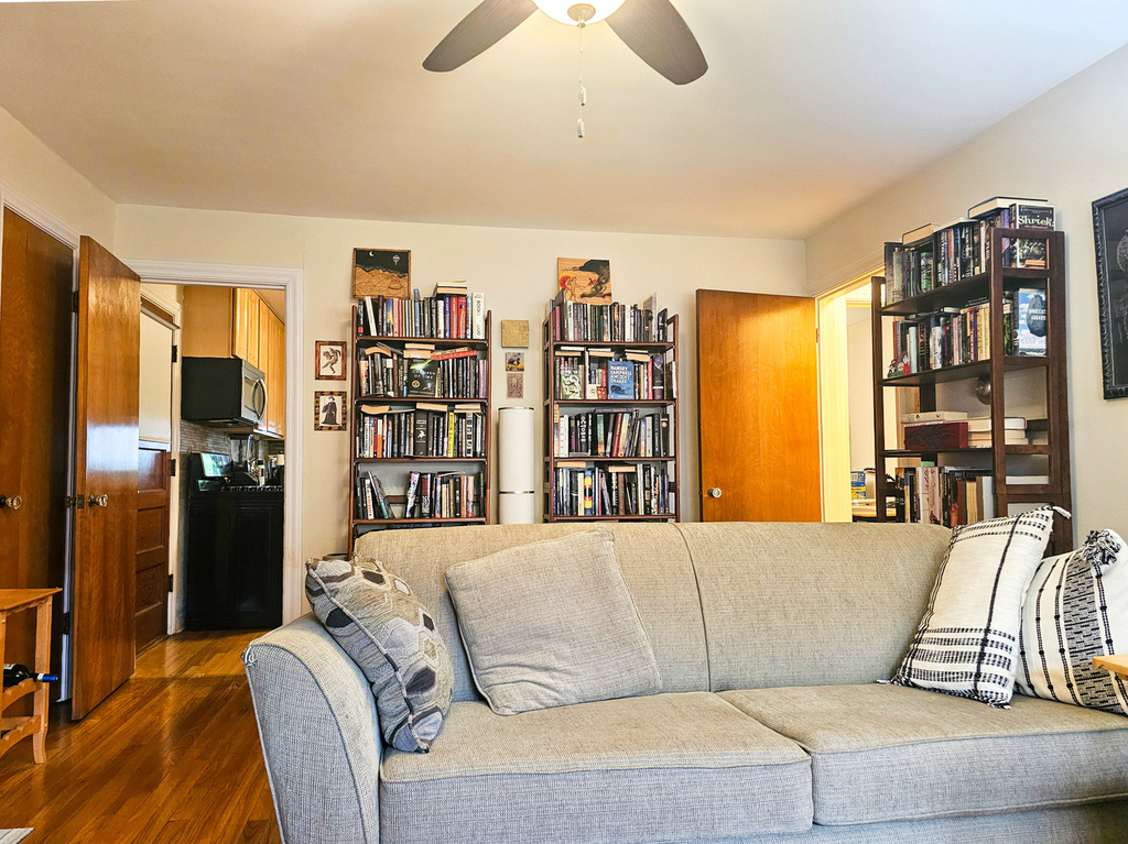 86 Lincoln Avenue - Photo 3
