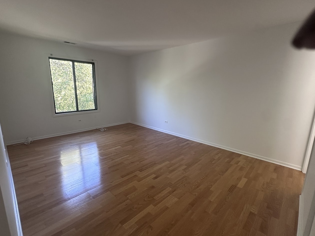 234 W Court Of Shorewood - Photo 11