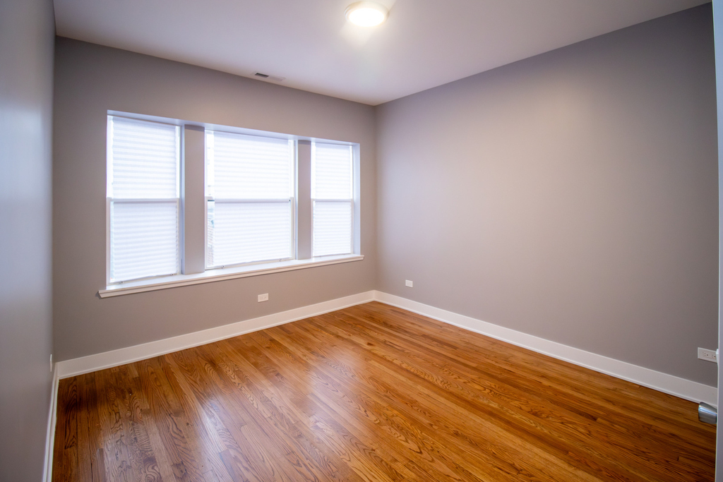 5310 S Harper Avenue - Photo 3