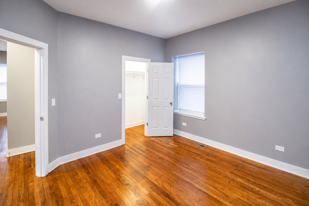 5310 S Harper Avenue - Photo 7