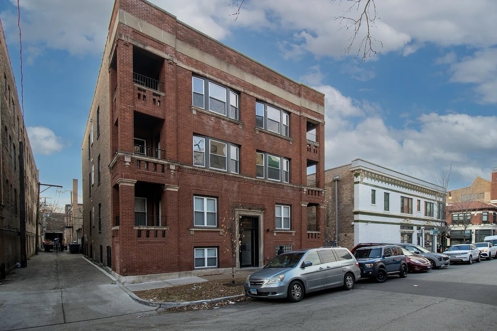 5310 S Harper Avenue - Photo 0