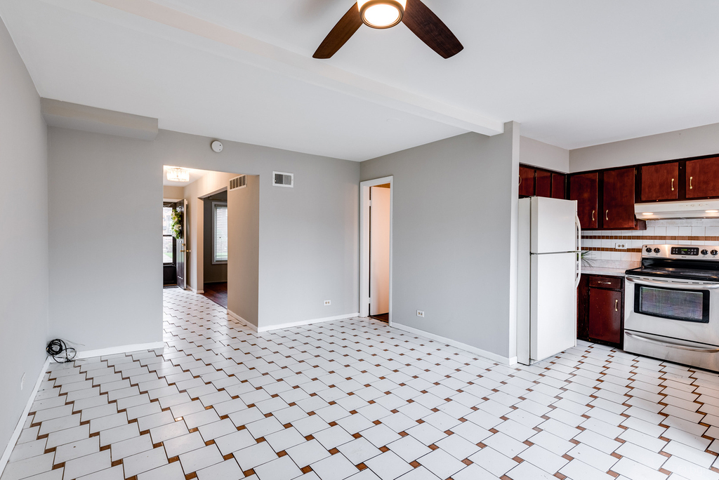 18w269 Kirkland Lane - Photo 4