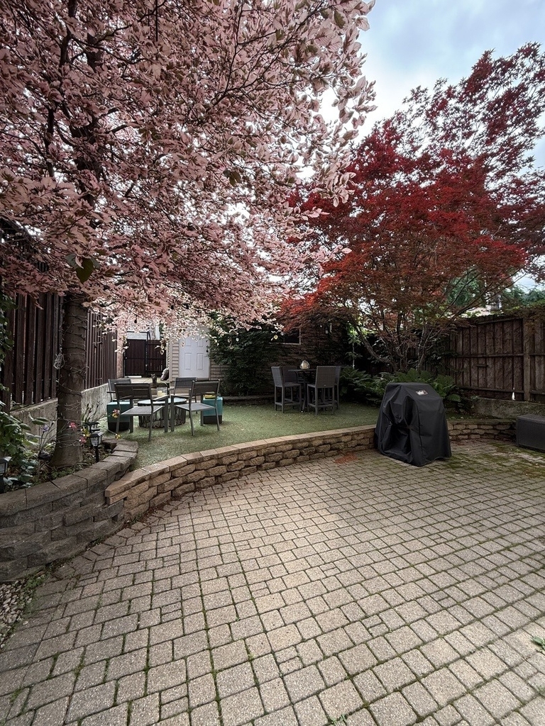 1815 N Paulina Street - Photo 15