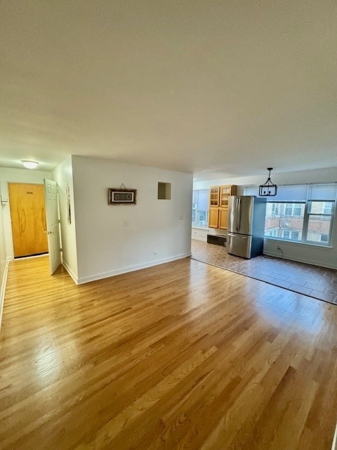 2424 W Estes Avenue - Photo 4