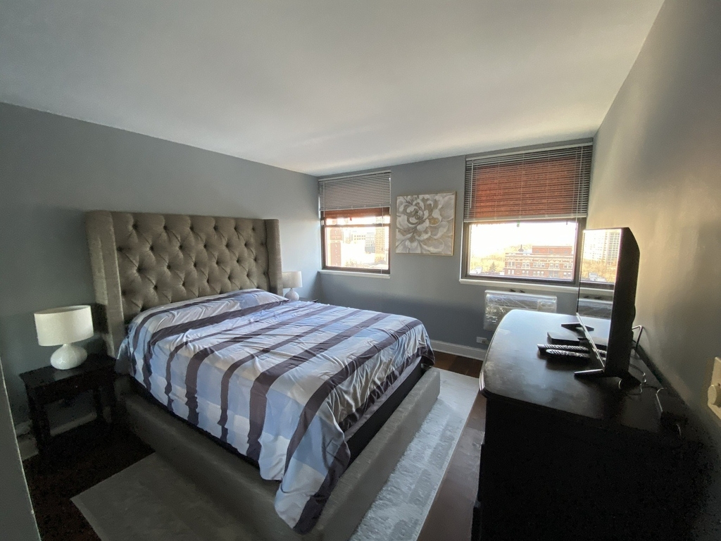 2700 N Hampden Court - Photo 14