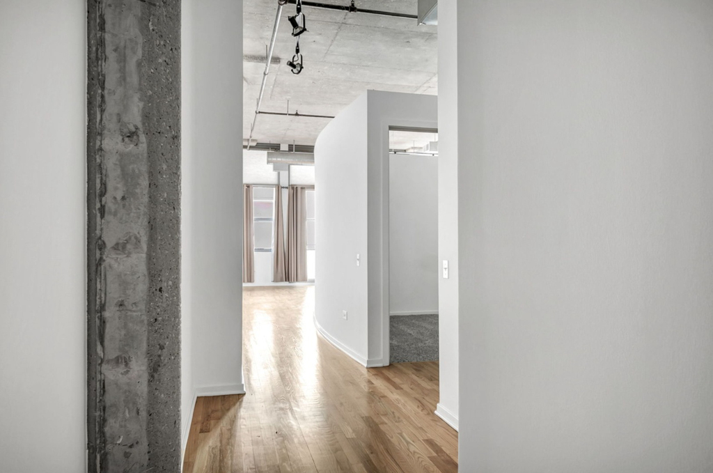 900 N Kingsbury Street - Photo 7