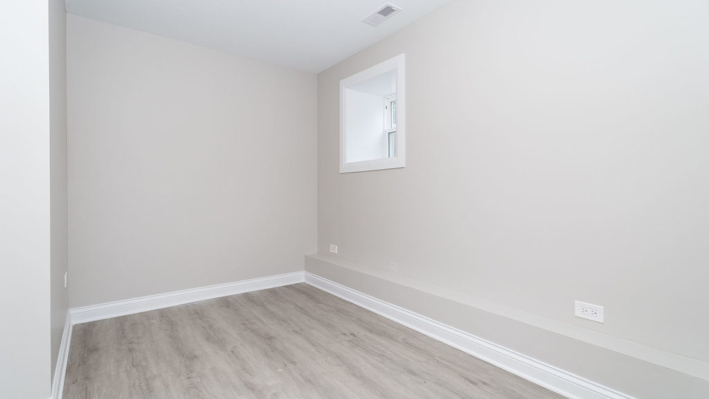 1840 N Saint Louis Avenue - Photo 21