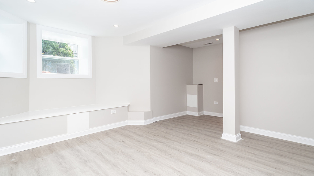 1840 N Saint Louis Avenue - Photo 17