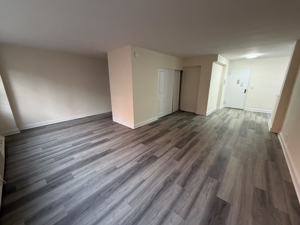 87-15 165th Street - Photo 3