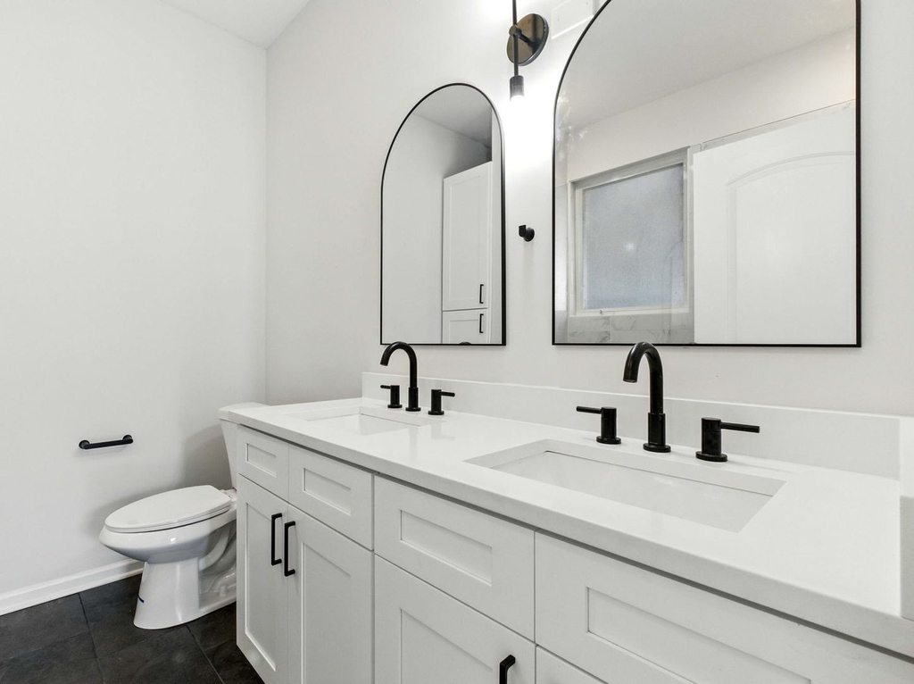 2629 W Haddon Avenue - Photo 5