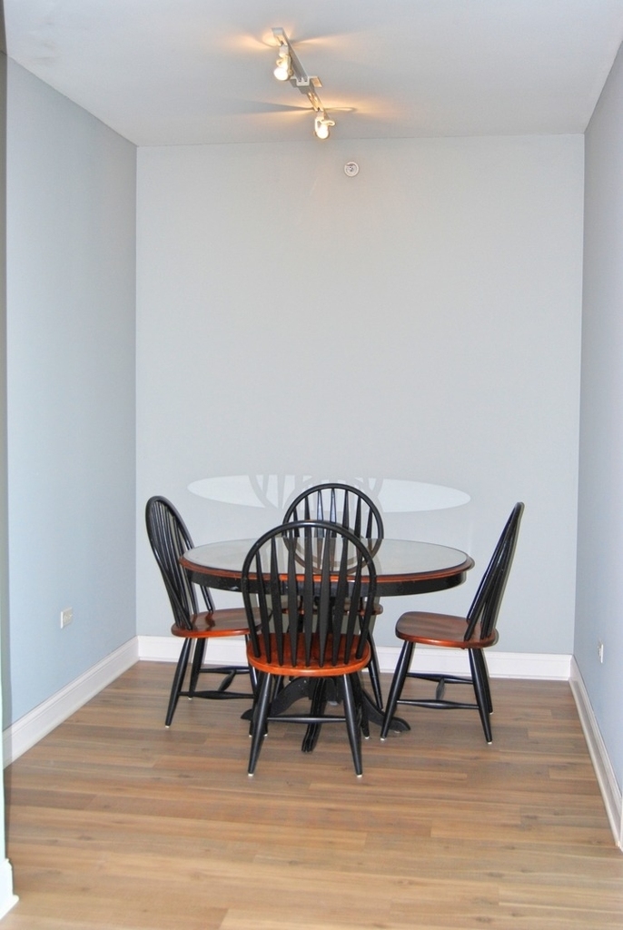 1901 S Calumet Avenue - Photo 4