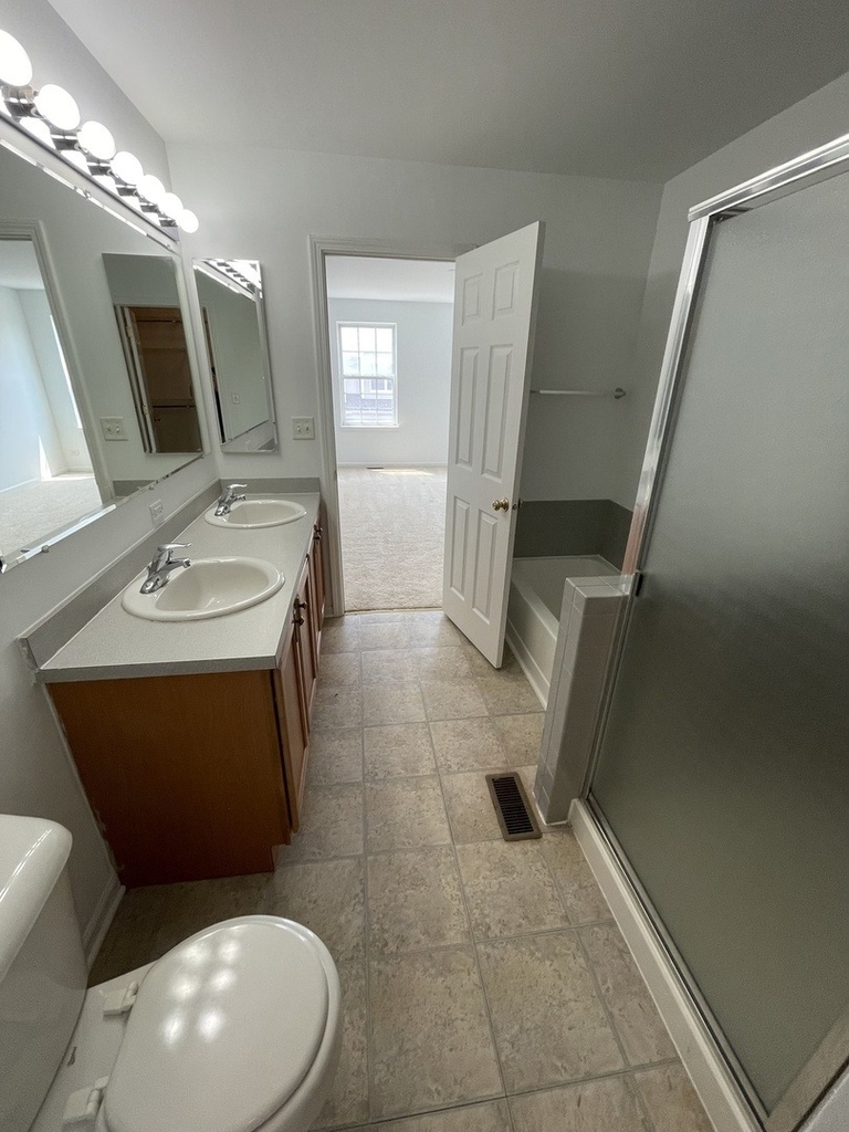 2516 Hillsboro Boulevard - Photo 19