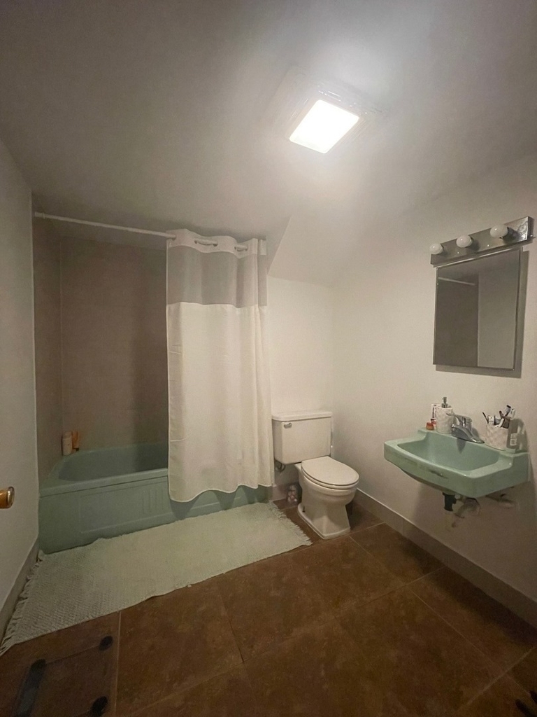 1105 W Touhy Avenue - Photo 9