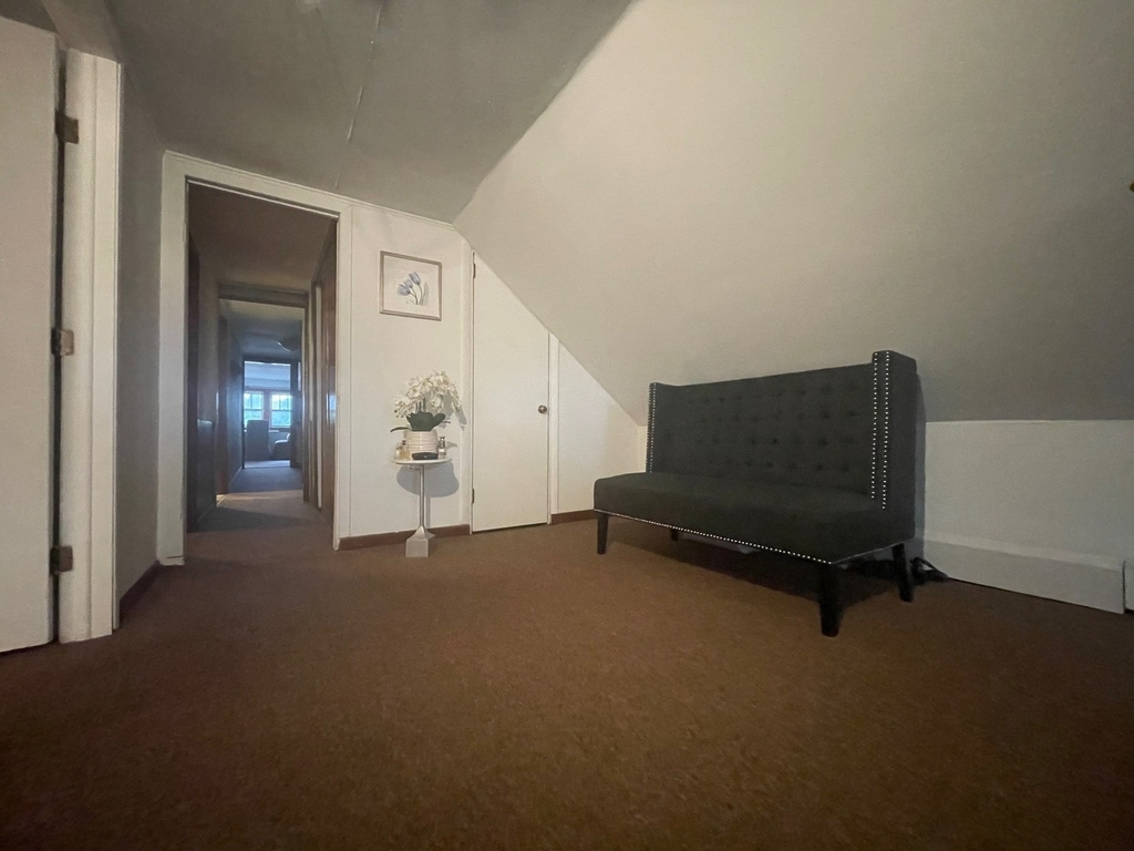 1105 W Touhy Avenue - Photo 8