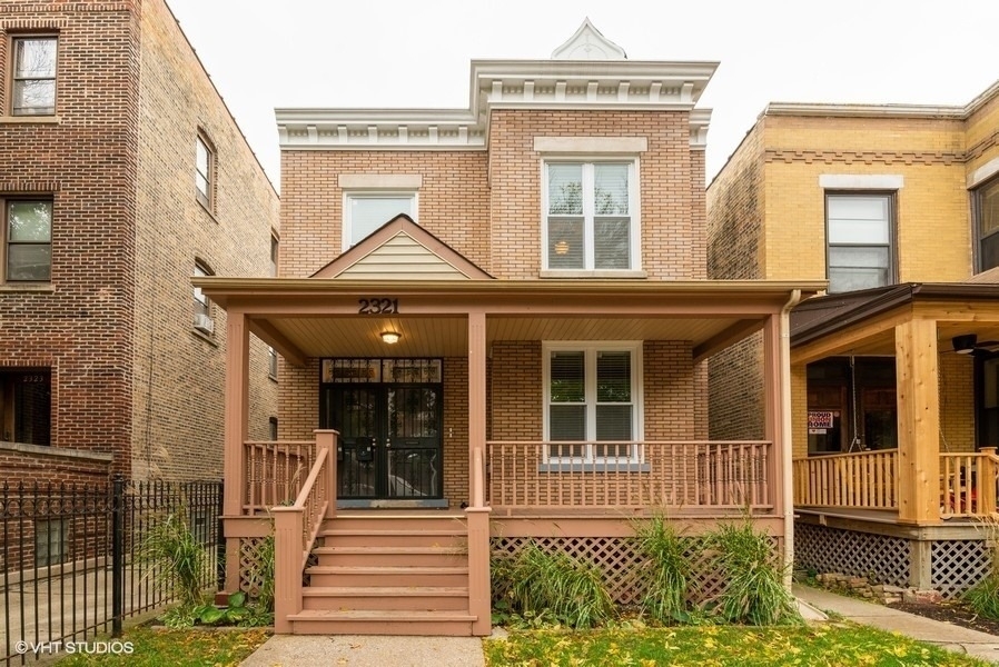 2321 N Sawyer Avenue - Photo 0
