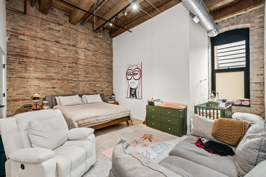 153 W Ohio Street - Photo 7