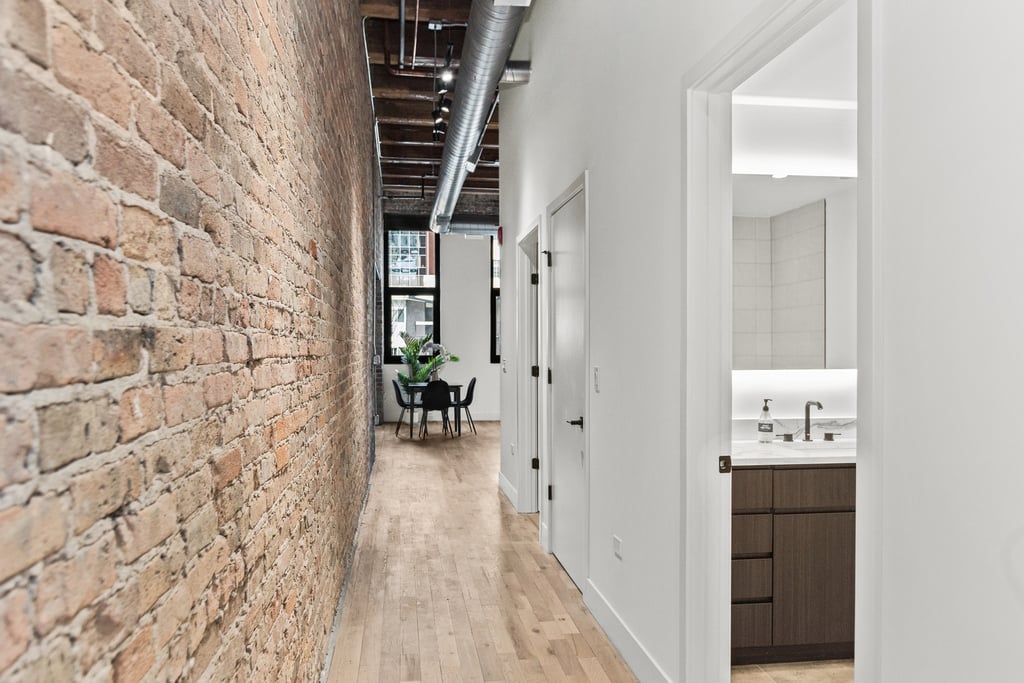 153 W Ohio Street - Photo 6