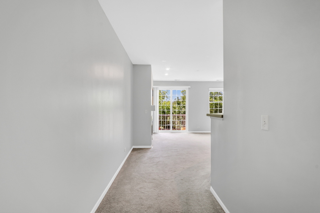 210 Rosehall Drive - Photo 3