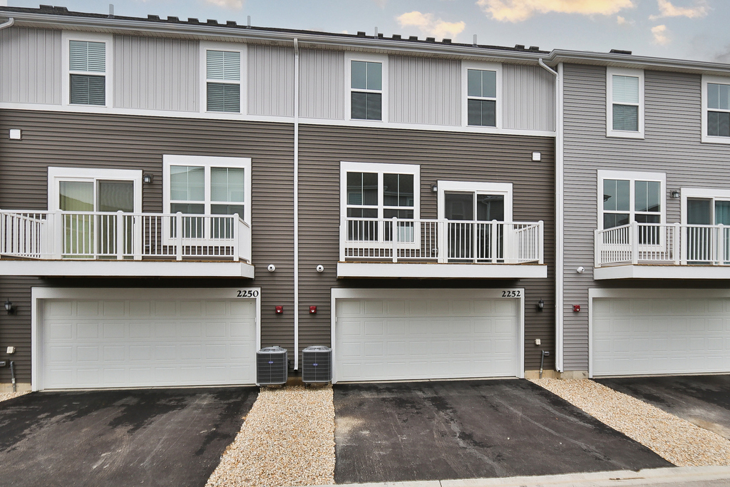 2252 Stonegate Road - Photo 30
