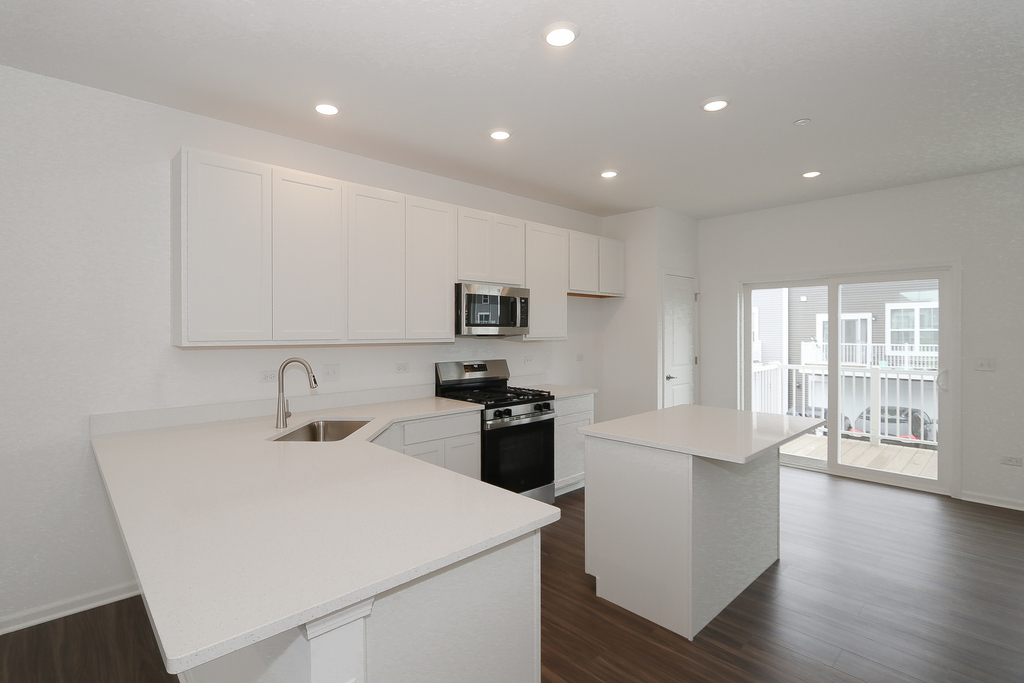 2252 Stonegate Road - Photo 9