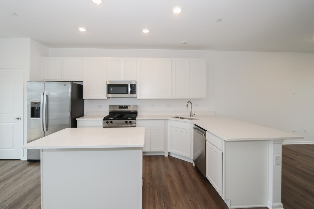 2244 Stonegate Road - Photo 6