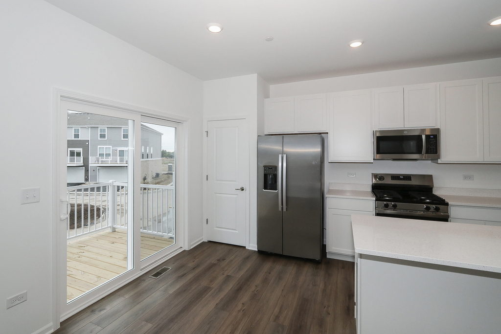 2244 Stonegate Road - Photo 11